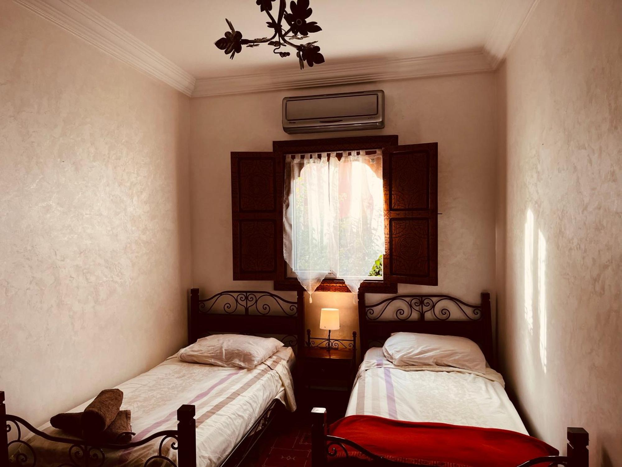 Appartement Dans Residence Avec Piscine Marrakesh Ngoại thất bức ảnh